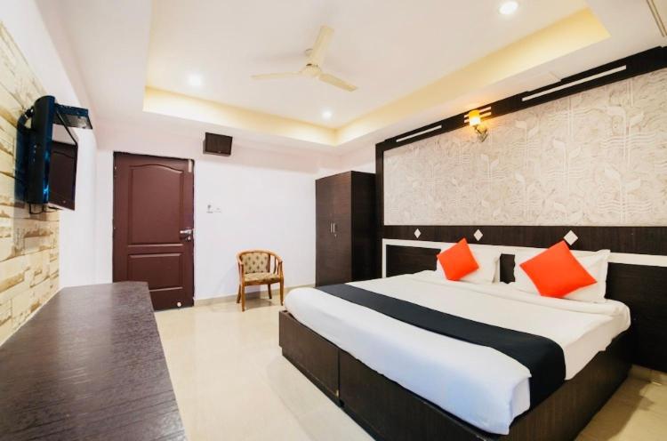 Seasons Residency Hotell Bangalore Exteriör bild